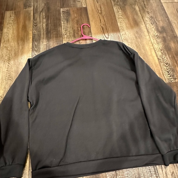 GRAPHIC crewneck- super colorful! Warm! - Picture 3 of 3